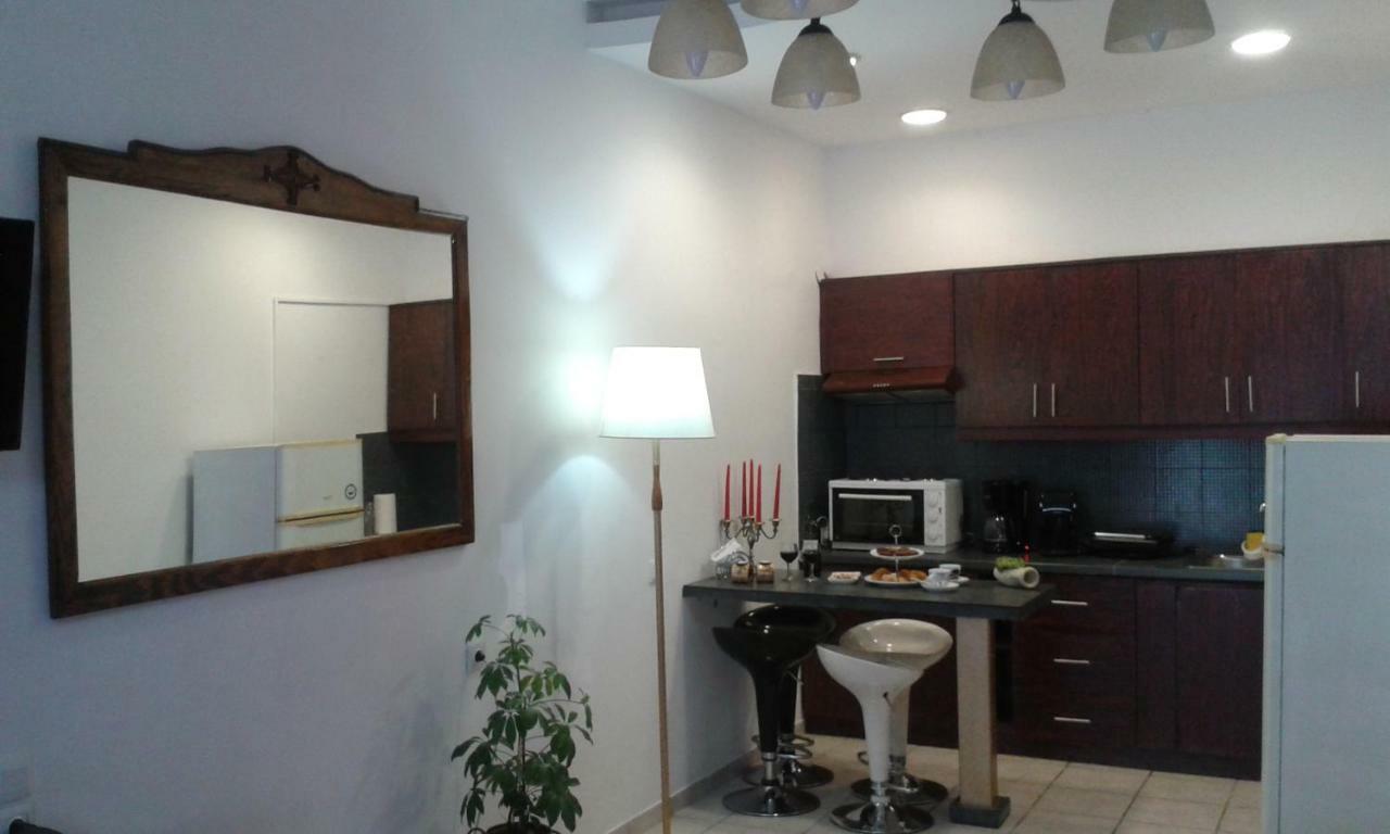 Sweet Home Suite Corinth المظهر الخارجي الصورة